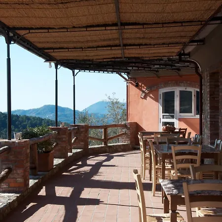 La Burlanda Farma Fosdinovo